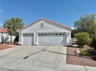 2124 Meadow Green Ave, North Las Vegas, NV 89031