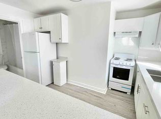 3 Deere St #2, Welland, ON L3B2L7