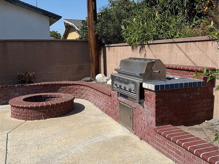 7071 Santa Paula Cir — Photo 23
