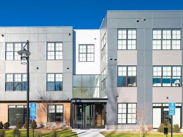 110 Bradley Rd #303