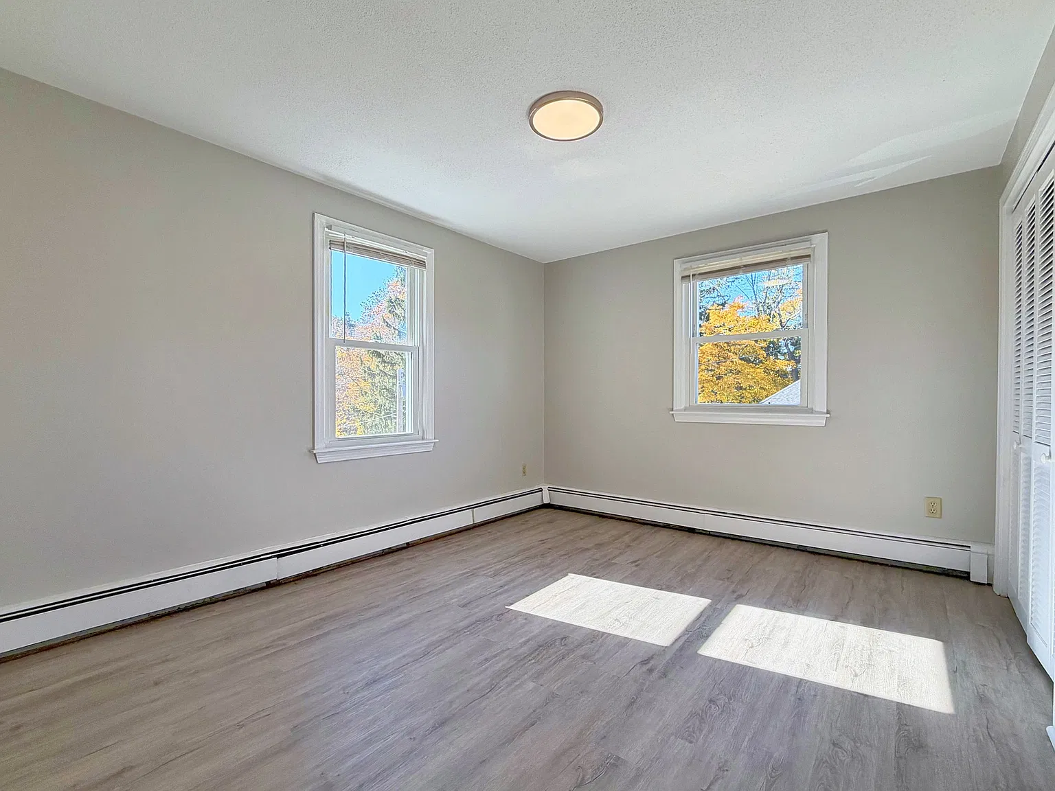 2 bed, $1,990 — Photo 4