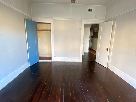 4th image of 703 Shrader St