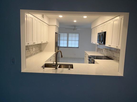 3rd image of 11259 Aspen Glen Drive #101