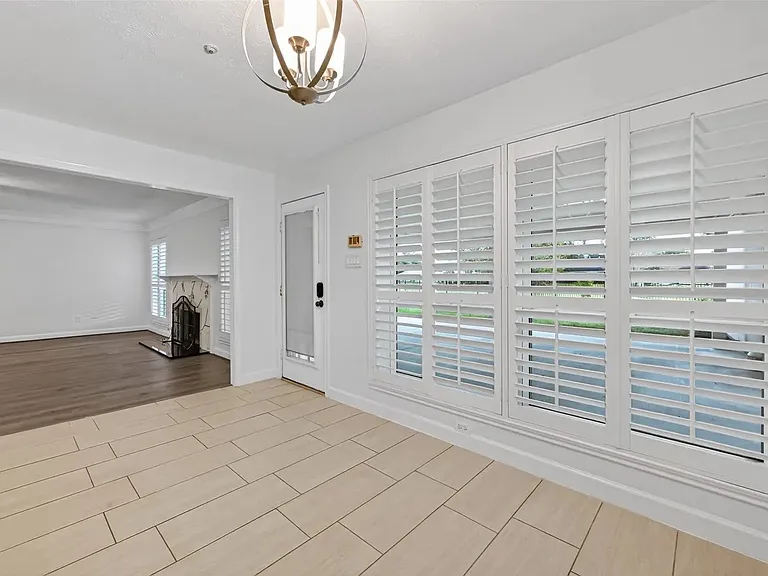 4019 Saint Michaels Ct — Photo 46