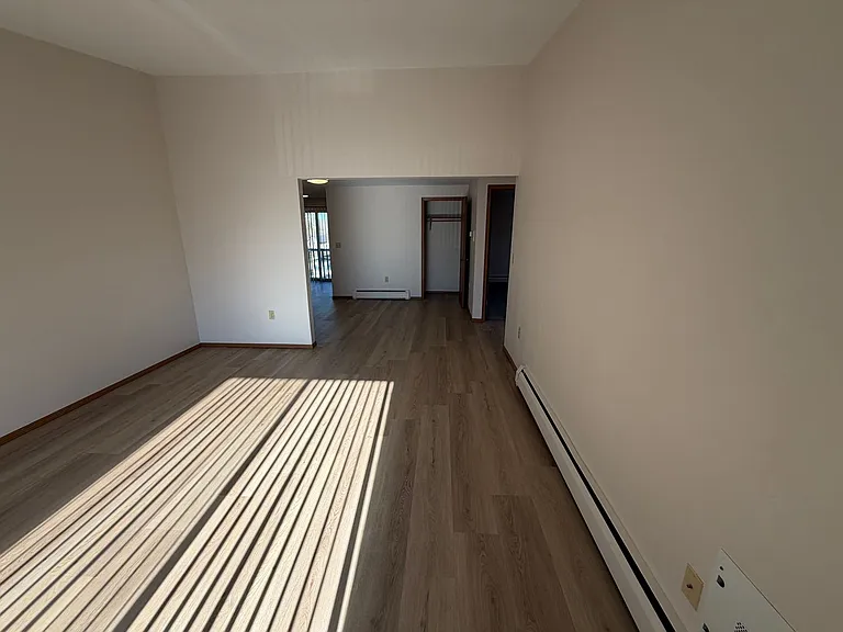 2677 Humboldt Rd — Photo 13