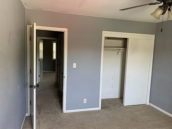 4th image of 221-223 N Clinton St #221