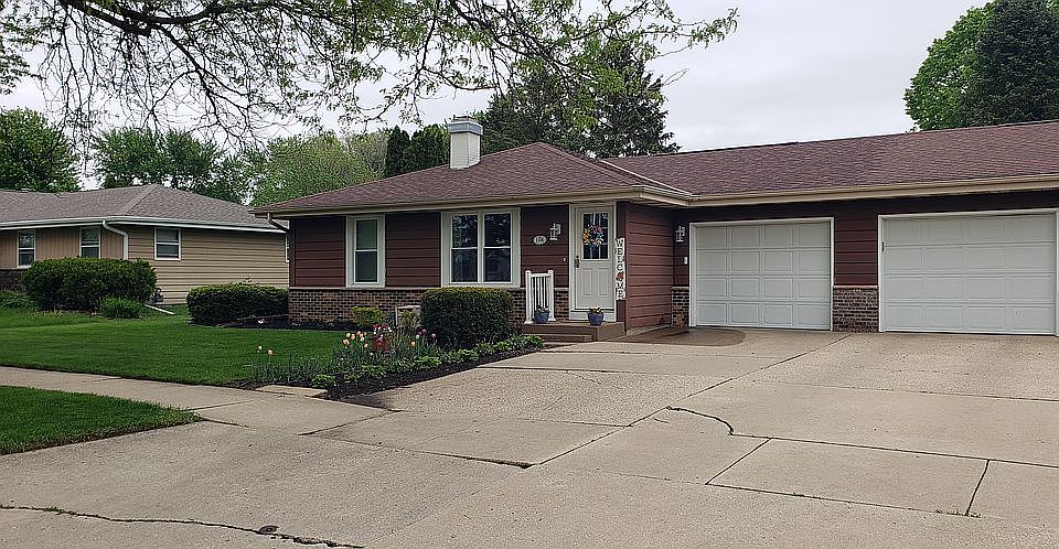 1st image of 1106 N Wuthering Hills Dr #A