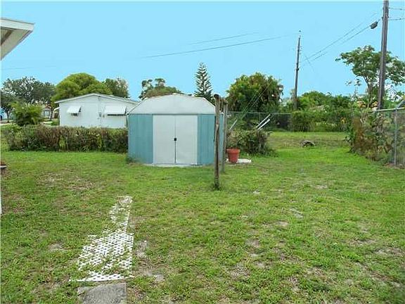 2nd image of 5695 S 38th Ct