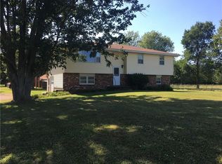 2612 Oregon Rd, Lyndonville, NY 14098