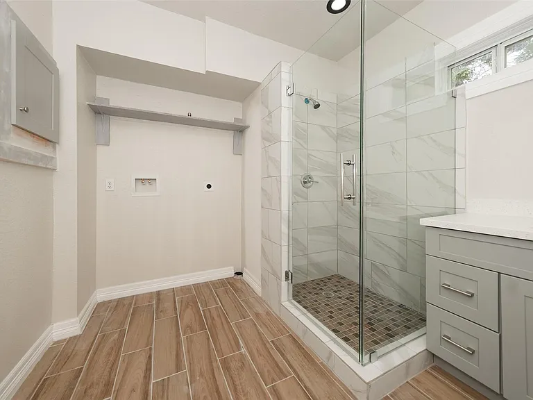 9305 Kentshire Dr — Photo 25