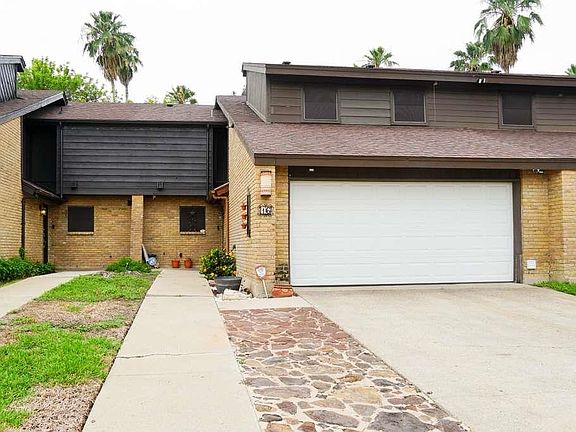 2nd image of 16 Quadrangle Cir #16