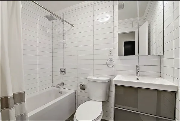 Rented by REAL New York | media 1