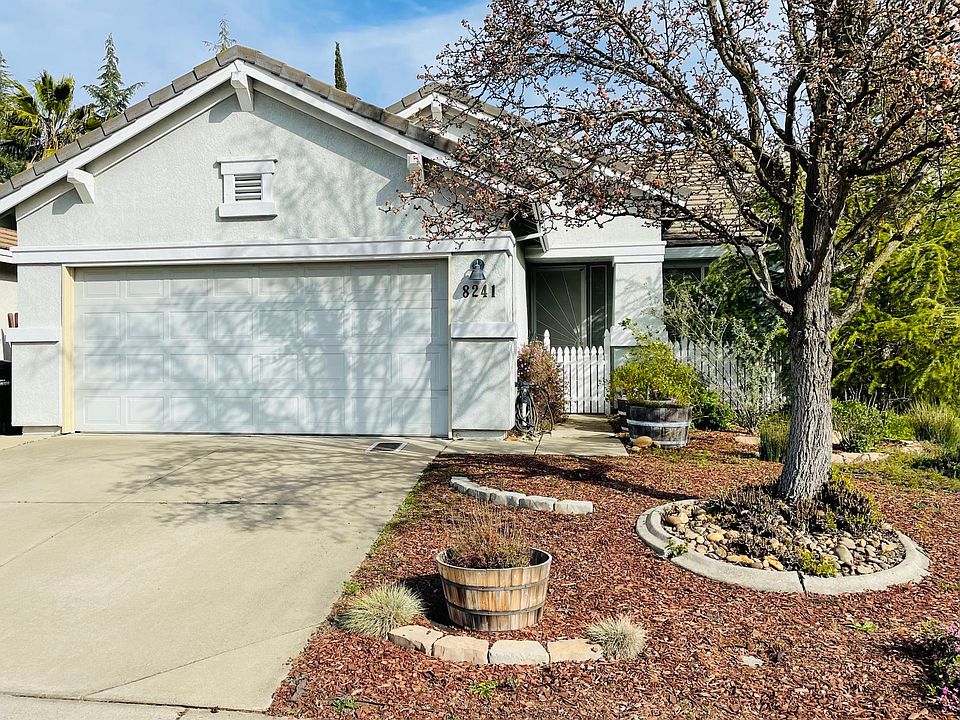 1st image of 8241 Redford Way