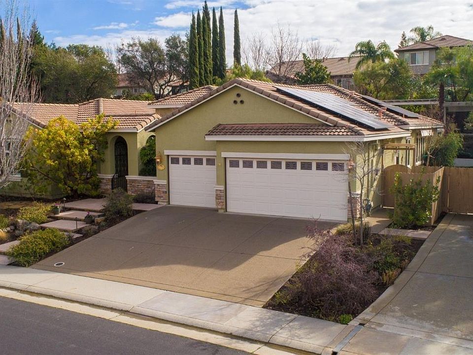 1st image of 2782 Milstead Way