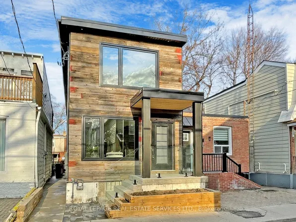 1073 Craven Rd, Toronto, ON M4J 4V7