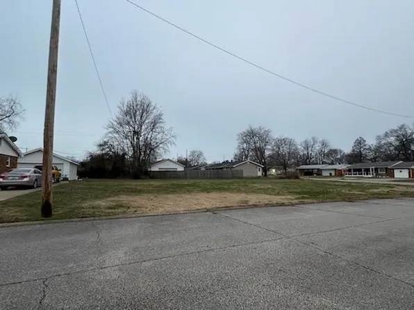 604 Winchester Rd, Henderson, KY 42420