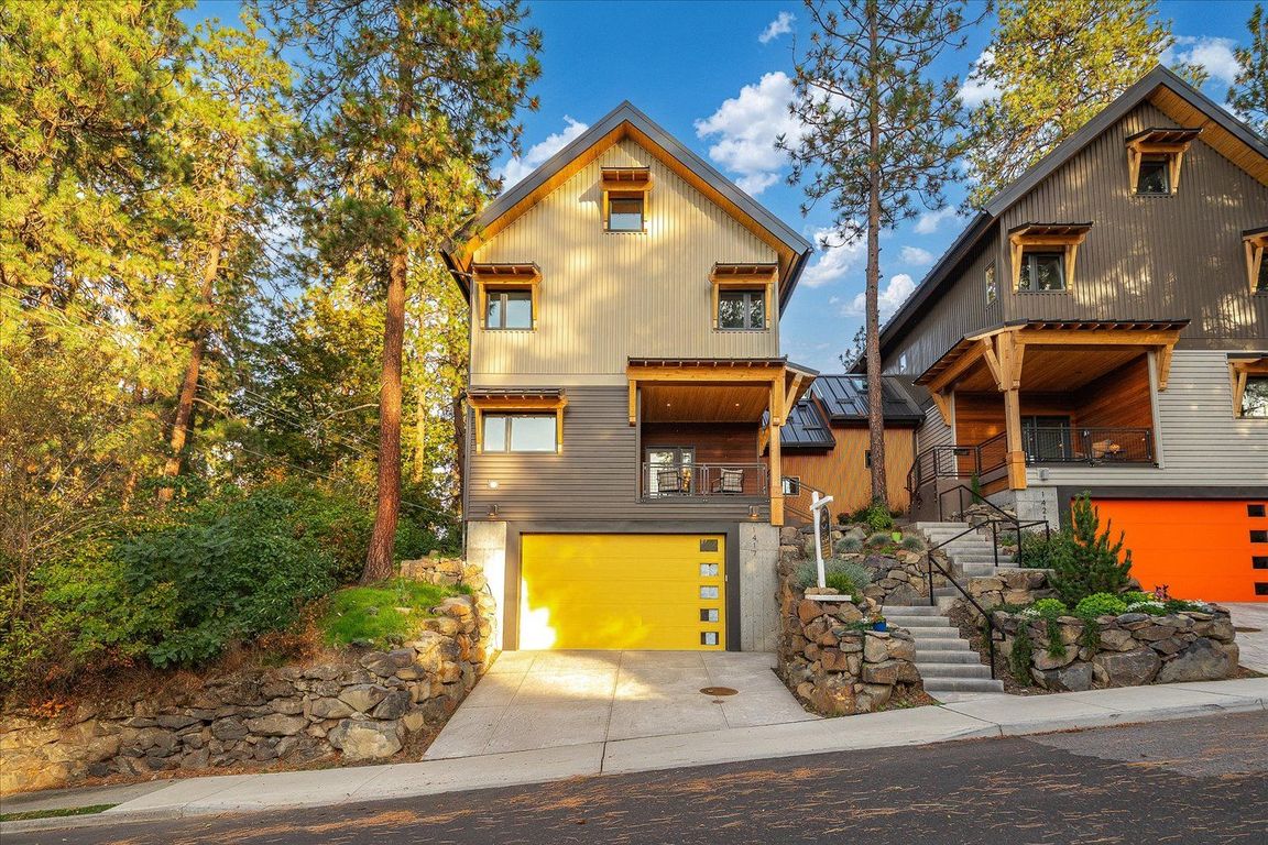 next background image