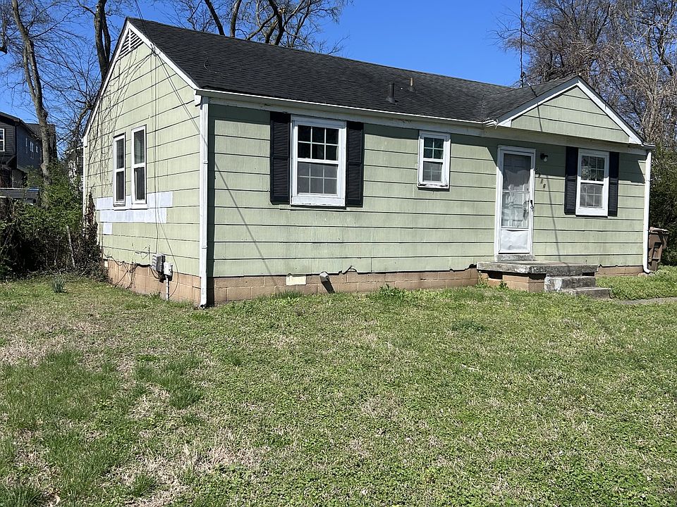 2nd image of 5916 Carl Pl