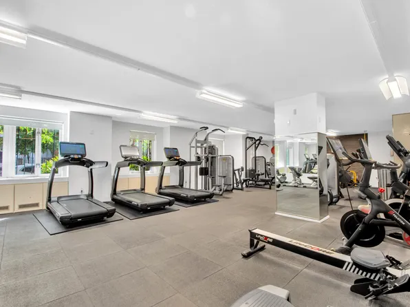 333 Rector Place image 8 of 11