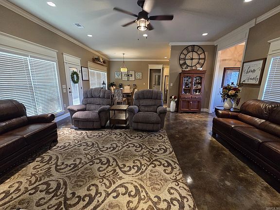 5th image of 101 Diamond Key Way