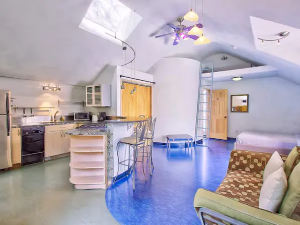 (undisclosed Address), Denver, CO 80206