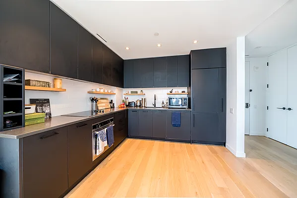 Rented by EXR | media 3