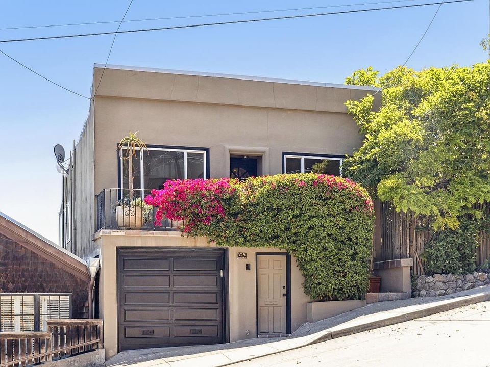 1st image of 745 De Haro St