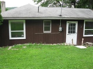 126 Urie Ave, Factoryville, PA
