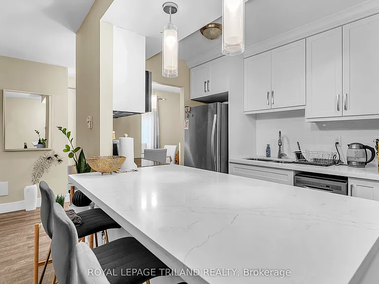 104 Devonshire Ave #101 — Photo 8