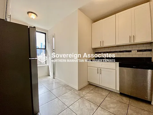 Rented by Sovereign Associates | media 9