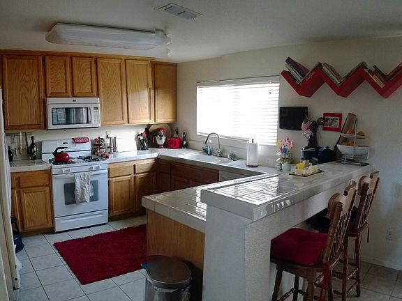 4th image of 1848 Ambridge Dr