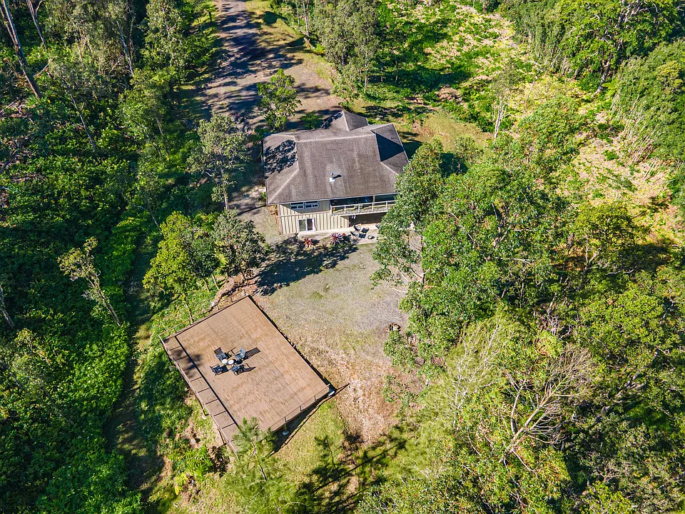 Kahana Dr