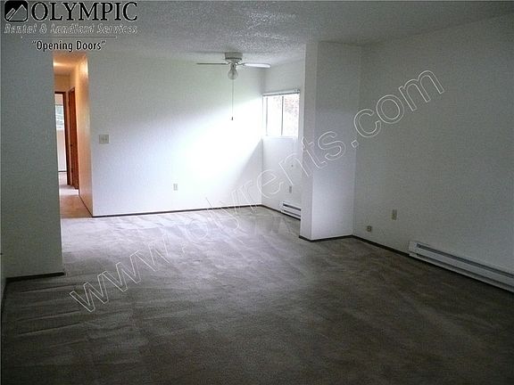 5th image of 3413 College St SE