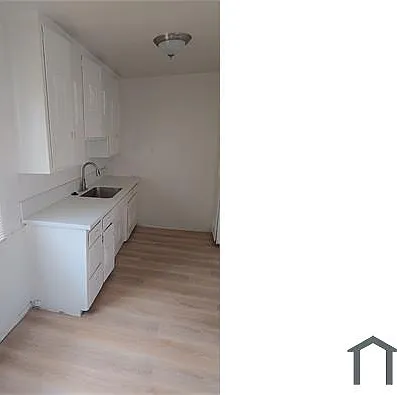 2 bed, $2,061 — Photo 3