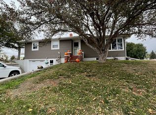 710 6th St, Eureka, SD 57437