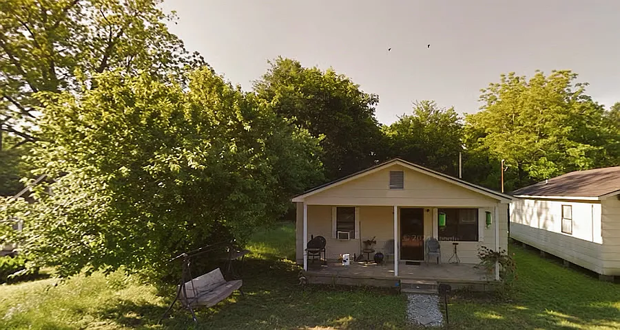 2004 4th Ave S