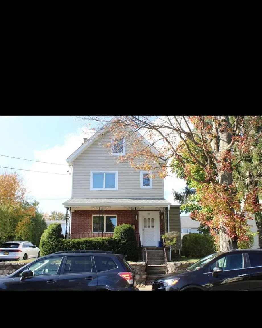 2 bed, 1200 sqft, $3,750 — Photo 1
