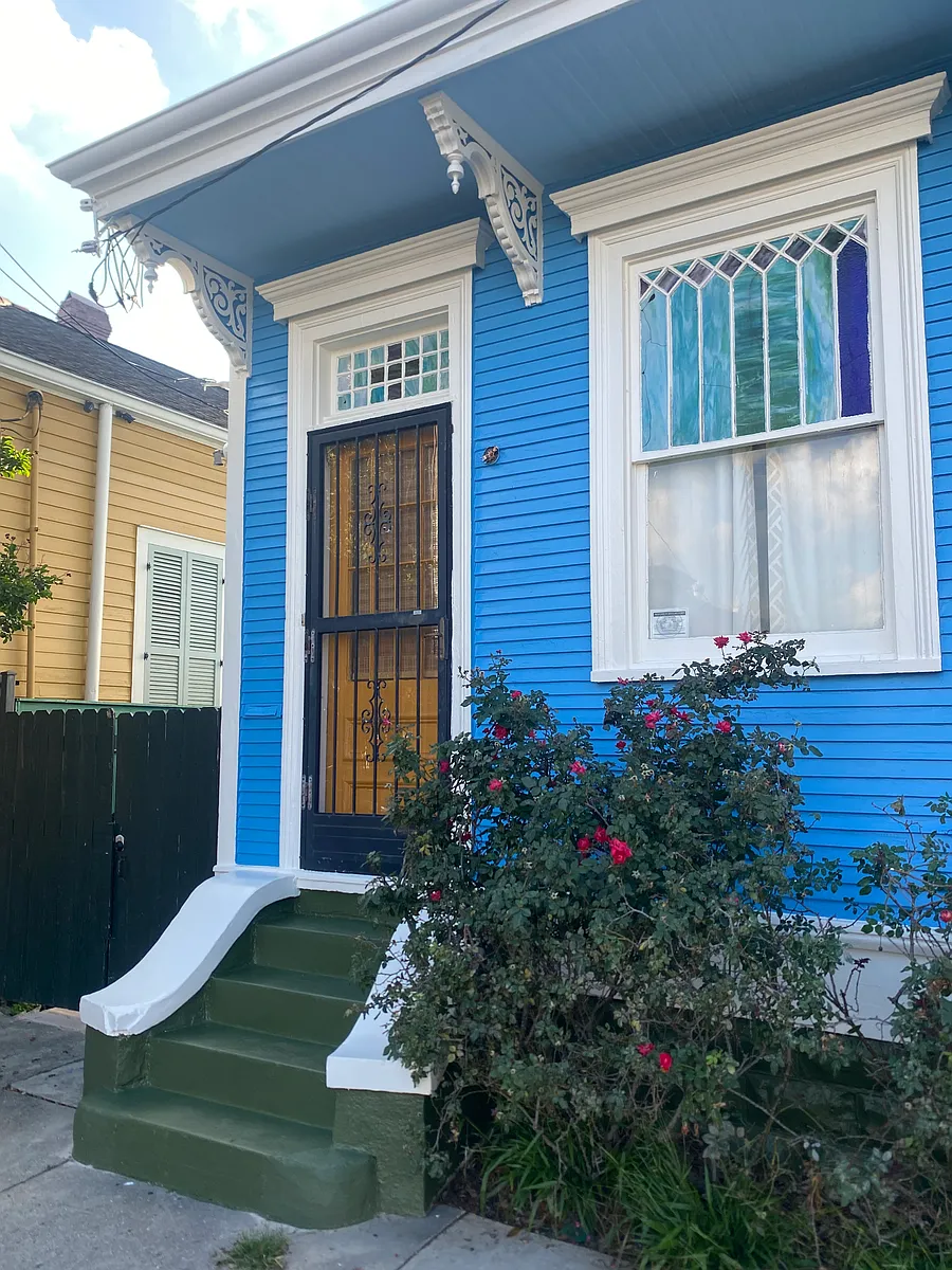 Building Photo - 1433 Dauphine St #2