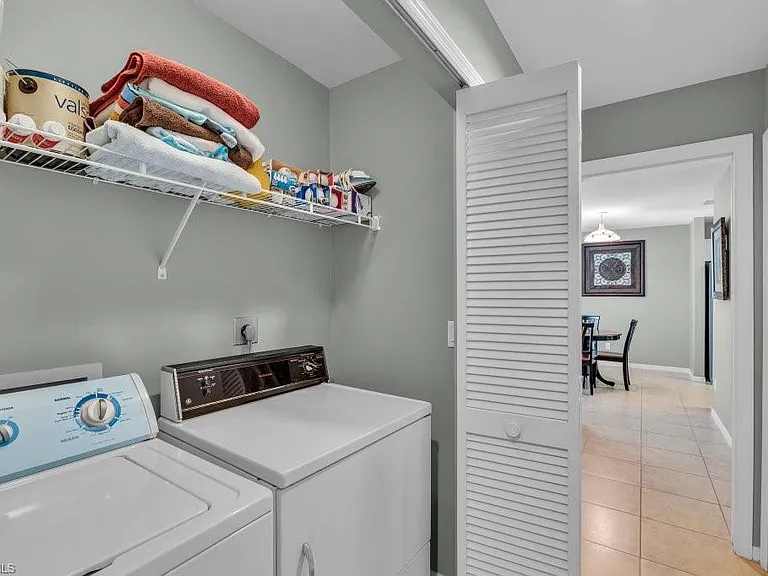 8251 Grand Palm Dr #3 — Photo 47