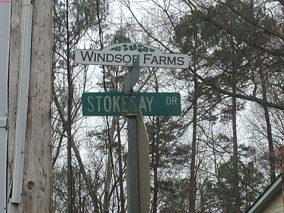 5th image of 477 Stokesay Dr