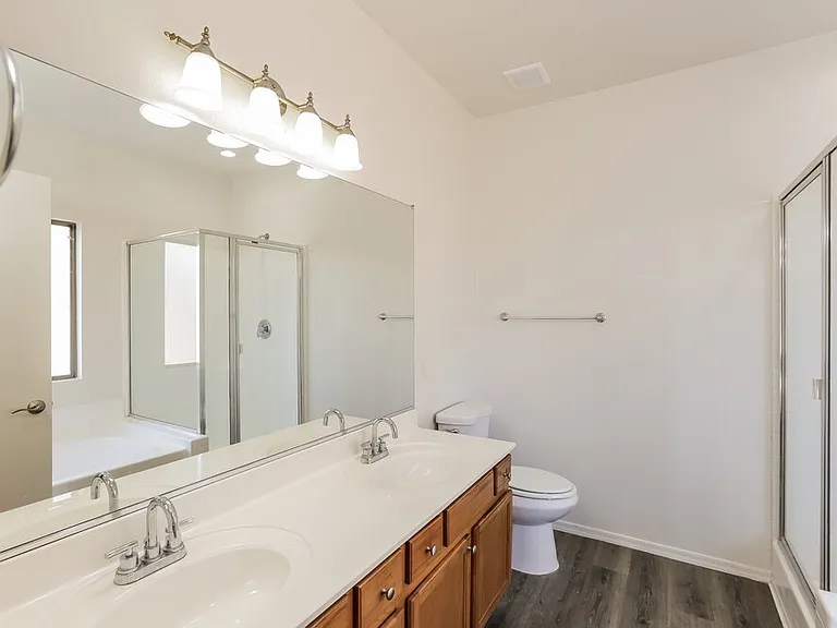 6412 W Hilton Ave — Photo 11