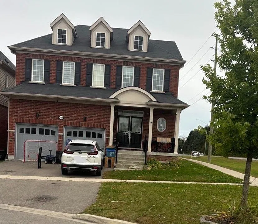 123 Bruce Cameron Dr