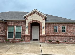 1502 Rivertrail Dr, Midlothian, TX 76065