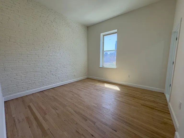 2013 Green St #2 — Photo 28