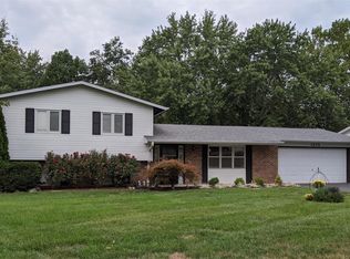 1215 Momarte Ln, Saint Louis, MO