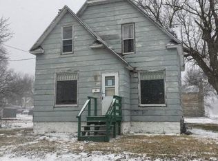 604 S Jackson Ave, Mason City, IA 50401