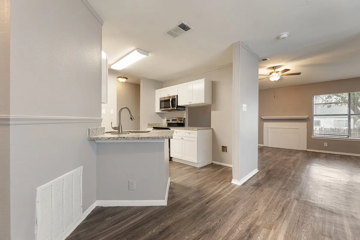 Building Photo - 4122 Alaskian Sunrise Dr