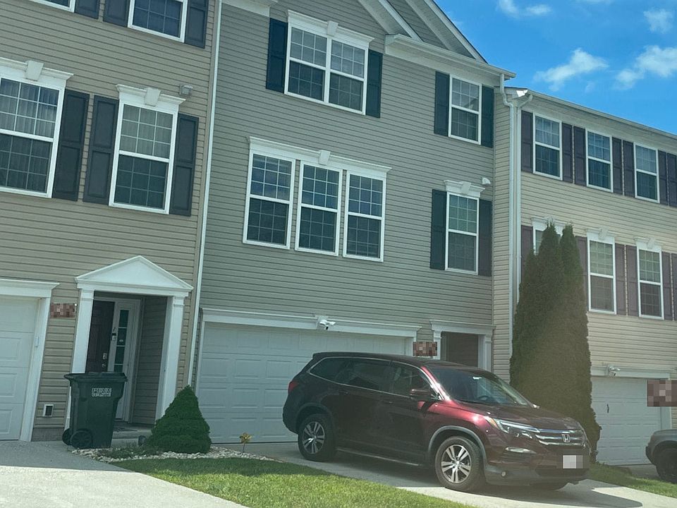 2nd image of 2417 Walnut Bottom Rd Unit 70