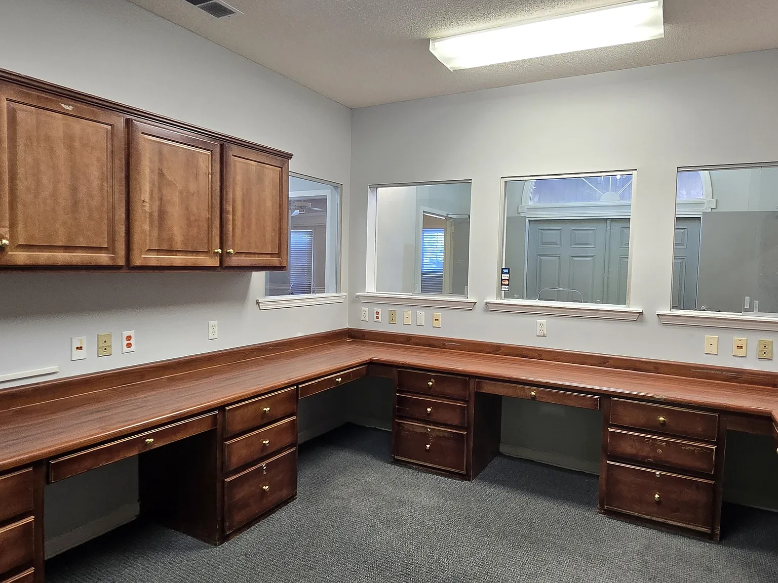 502 E General Stewart Way - 1 — Photo 4