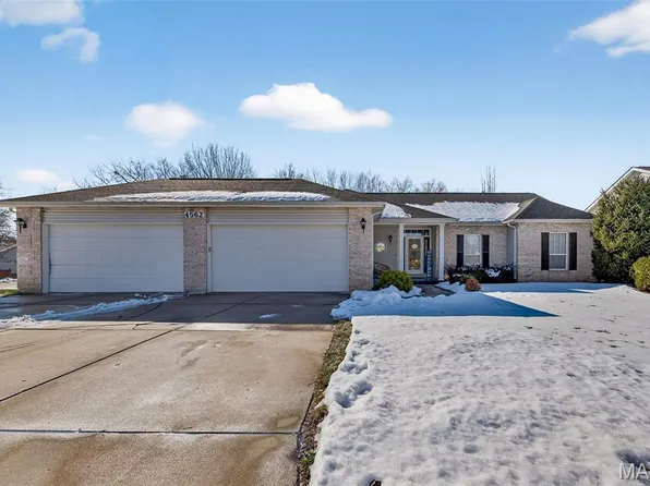 4562 Briargate Dr, Saint Charles, MO 63304